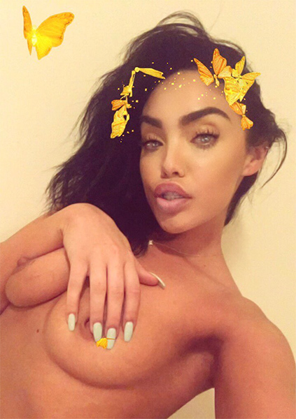 Selena Santana Nude On Social Media