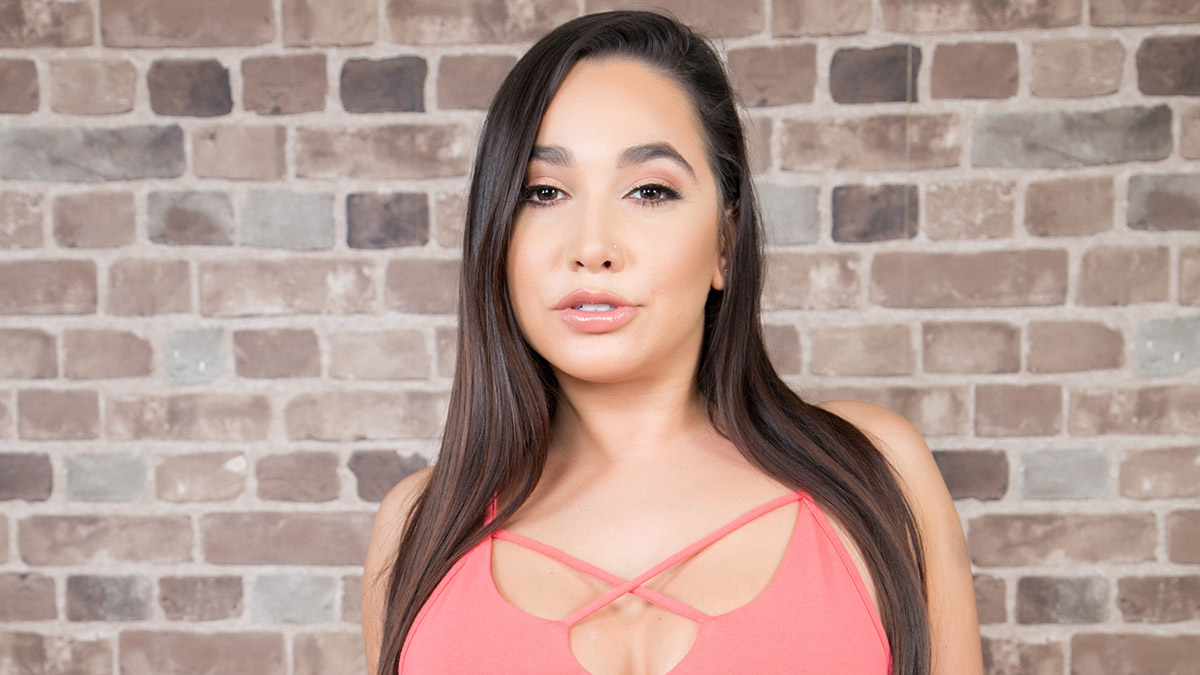 Karlee Grey Confesses To Fire Station Bang, Gangbang Fantasy, and Being Cum  Covered • CamSoda Blog