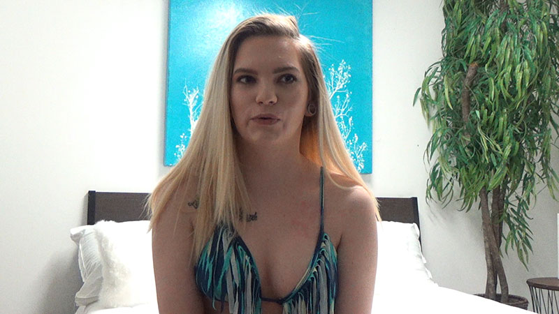 Crystal Young Live Video Screenshot
